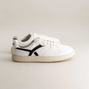 Mango White & Black